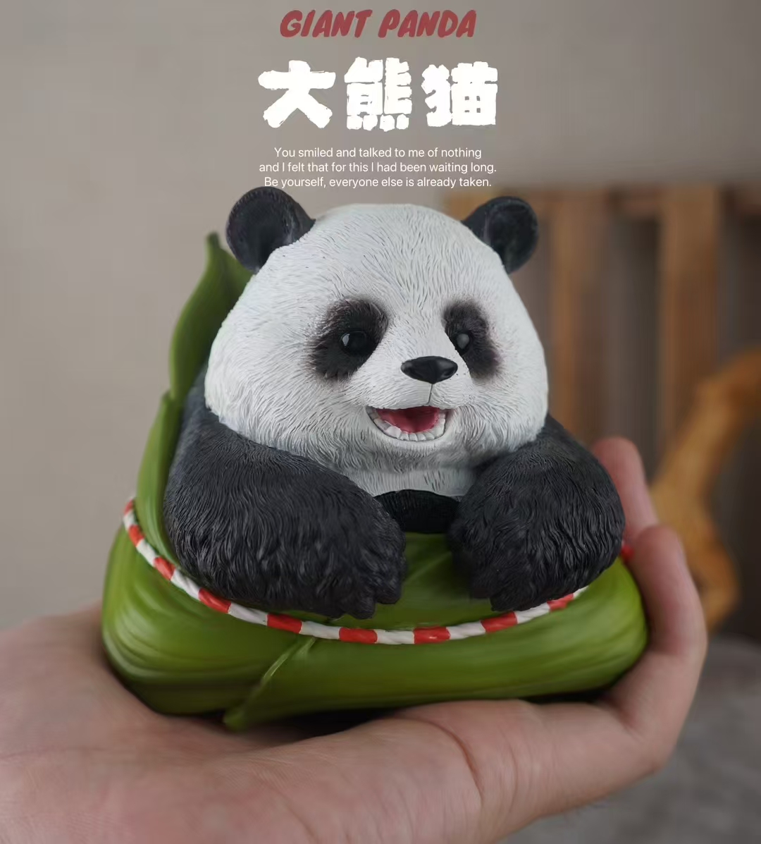 Natural Science Book Studio – 2025 Ton-ton Zoo Red Panda & Giant Panda (Licensed)