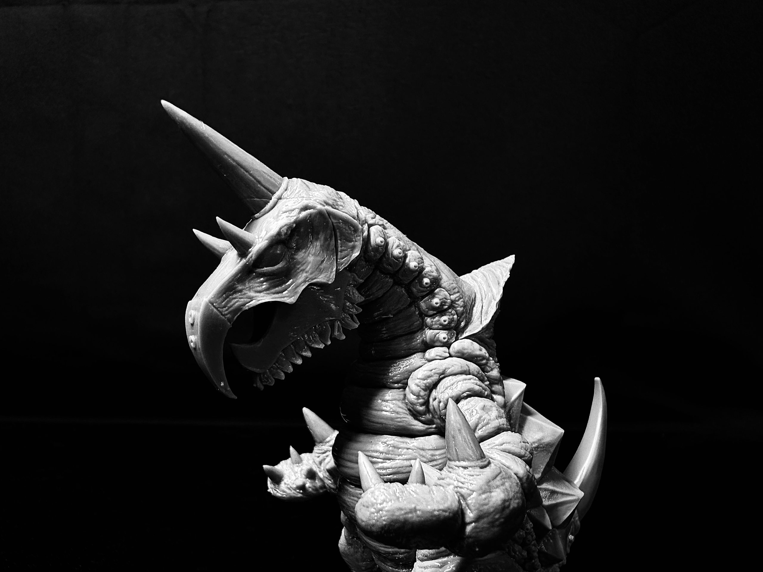 MoKa Studio – Terrible Monster Vakishim Form white model