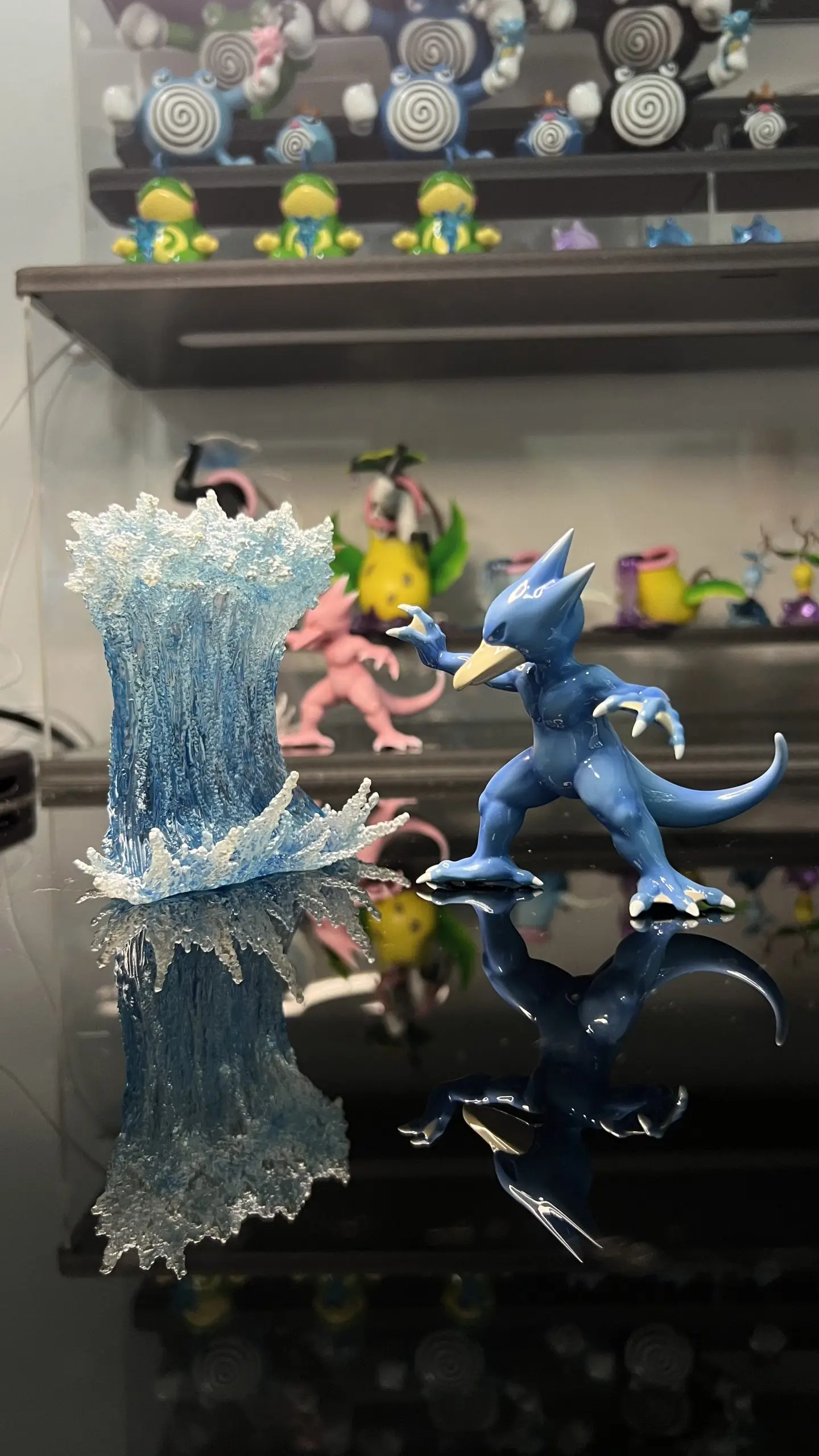 YI ZHI QIAN BI Studio – Pokémon Special Edition Blue Lineup Golduck