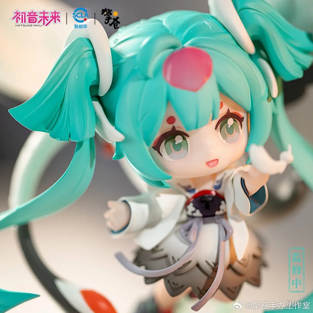 Hobby Rangers – Hatsune Miku Feathered Luohua Sound Ver. Chibi Figure (Licensed)