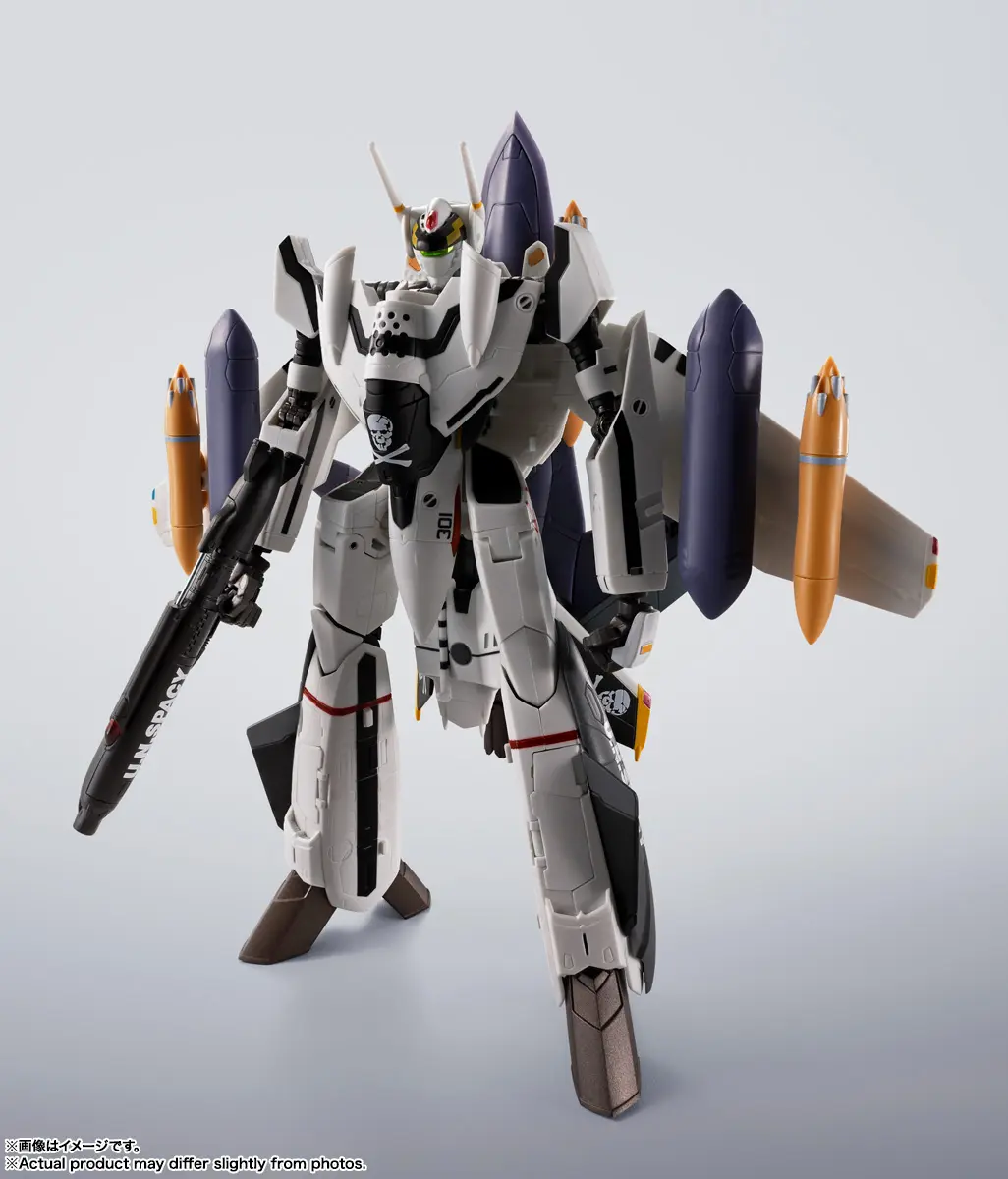 BANDAI SPIRITS – HI-METAL R VF-0S Phoenix (Roy Focker Unit) QF-2200D-B Ghost Macross Zero (Licensed)