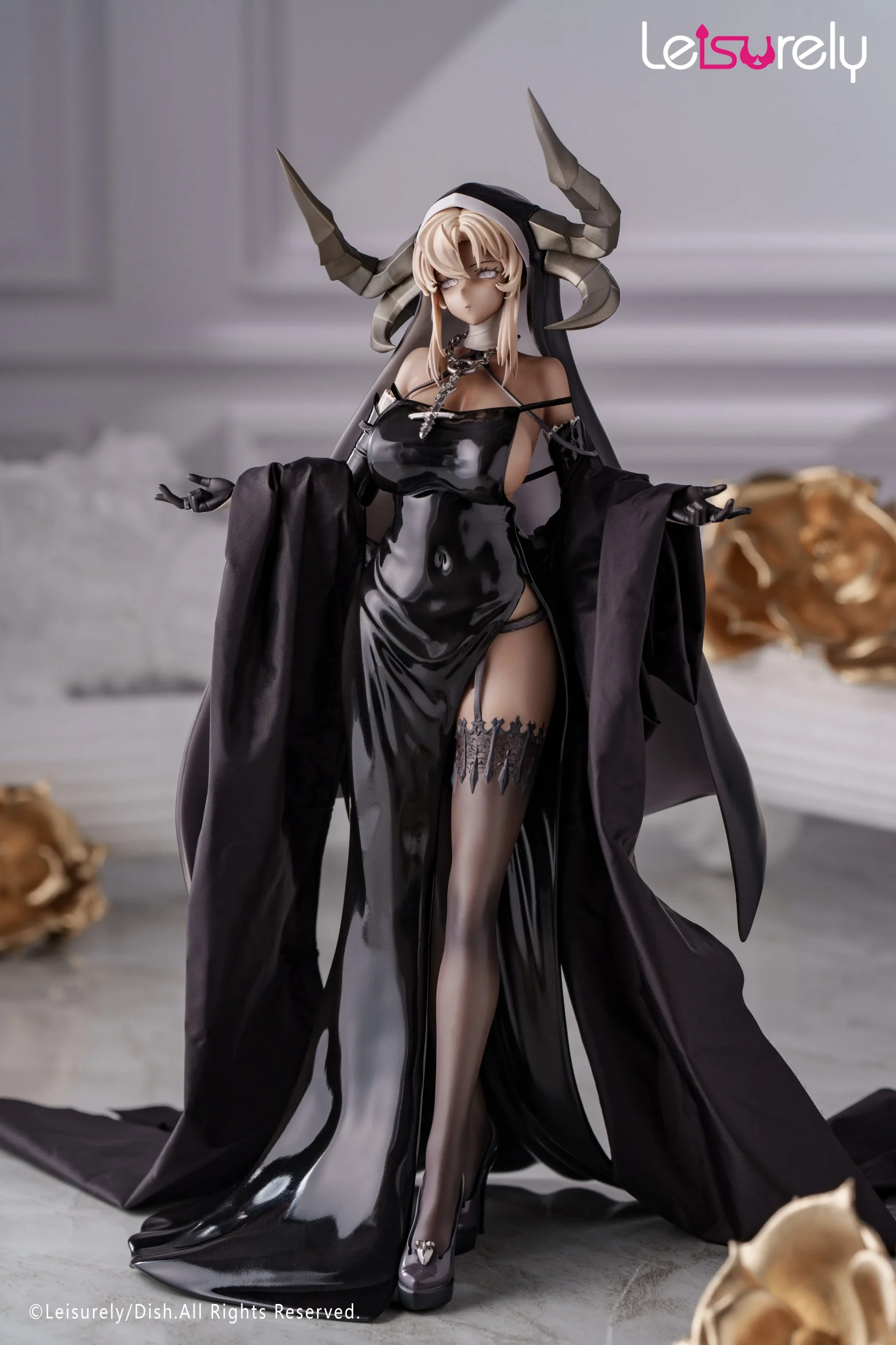 Leisurely – Black nun (Licensed)