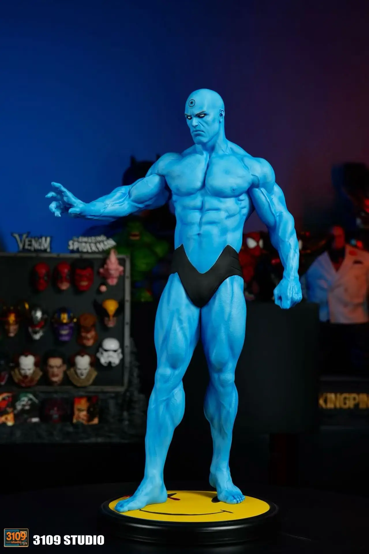 3109 Studio – DC Comics Dr. Manhattan 1/4 Full body Portrait