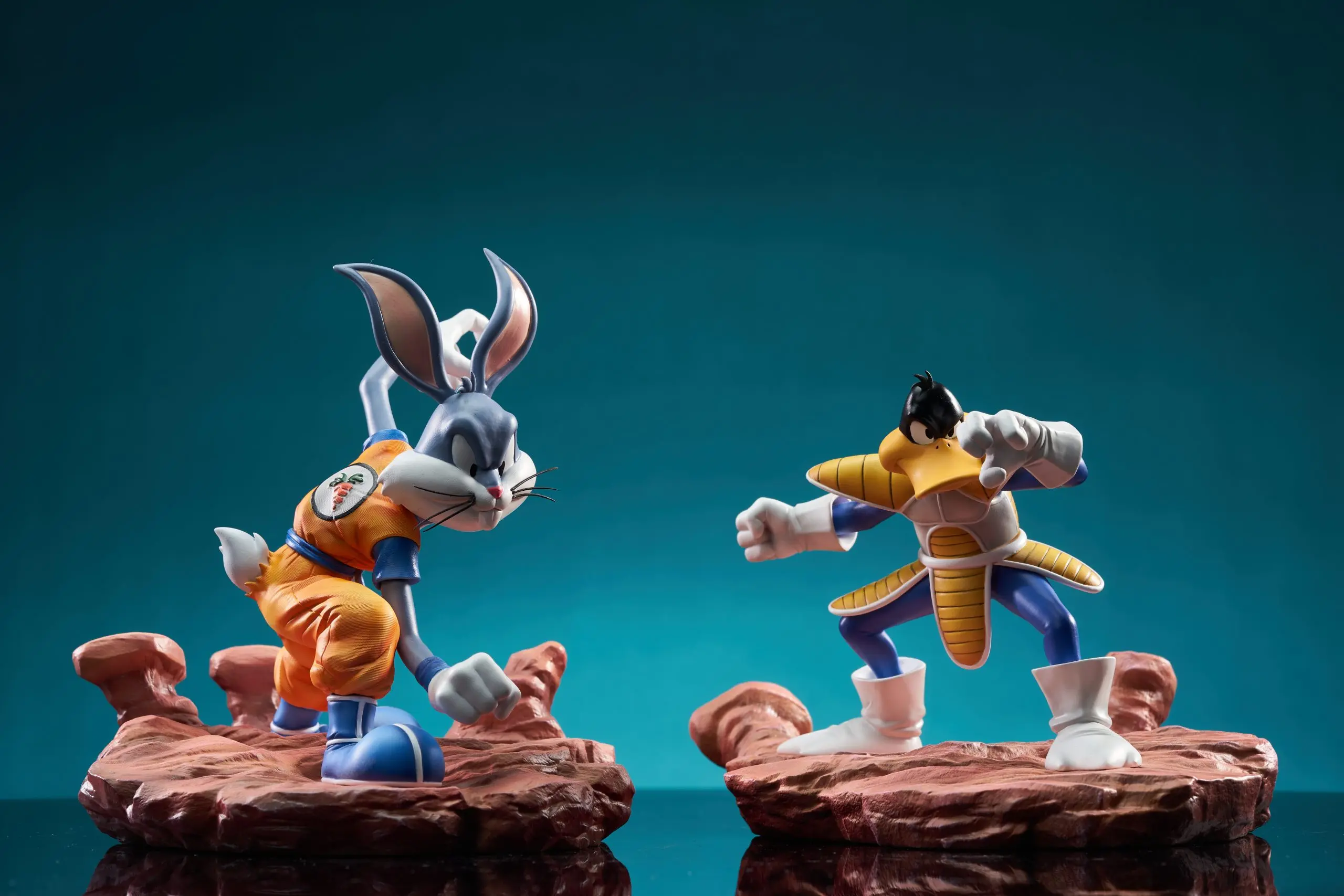 Tan Huang8 Studio – Looney Tunes Bugs Bunny and Daffy Duck Cos Dragon Ball